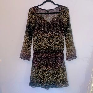 3/10$Black floral boho mini elastic waist dress